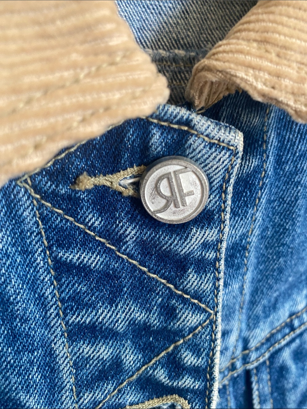 Vintage Rafaella Jeans Women’s Y2K Denim Vest with Ribbed Collar Size M - Picture 5 of 6
